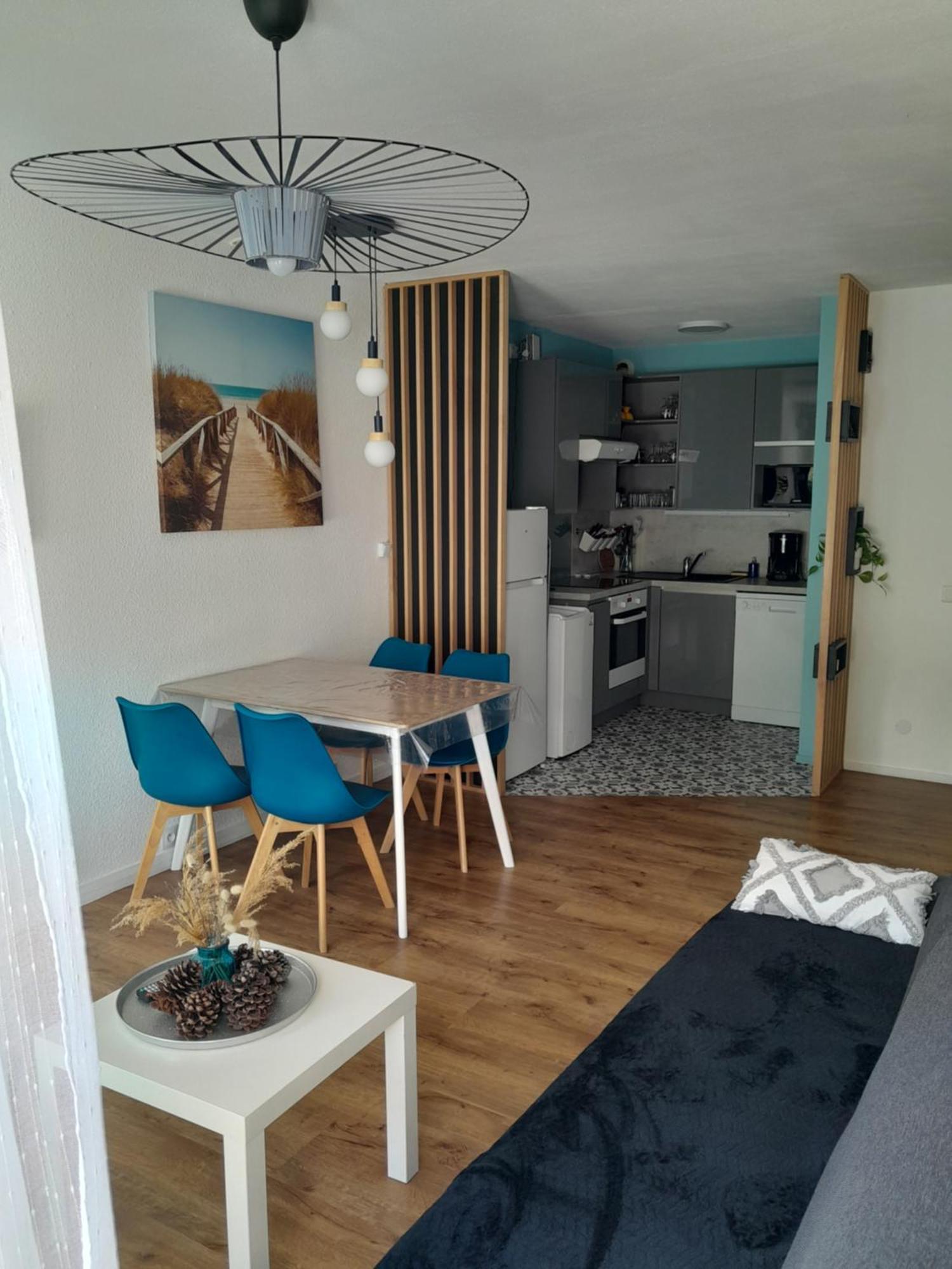 Joli 2 Pieces Sur Le Port Avec Piscine, Terrasse, Parking Daire Capbreton Dış mekan fotoğraf