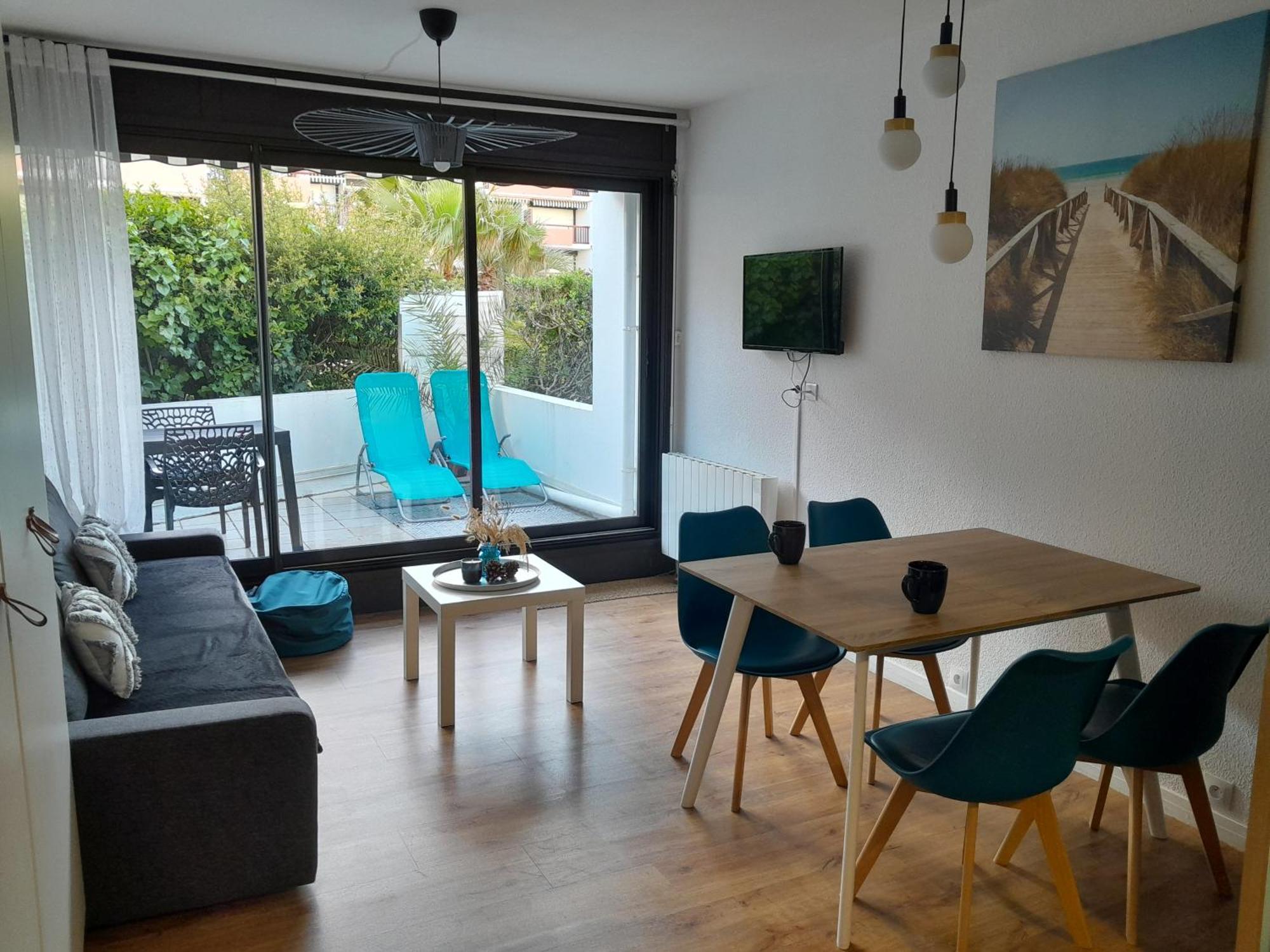 Joli 2 Pieces Sur Le Port Avec Piscine, Terrasse, Parking Daire Capbreton Dış mekan fotoğraf